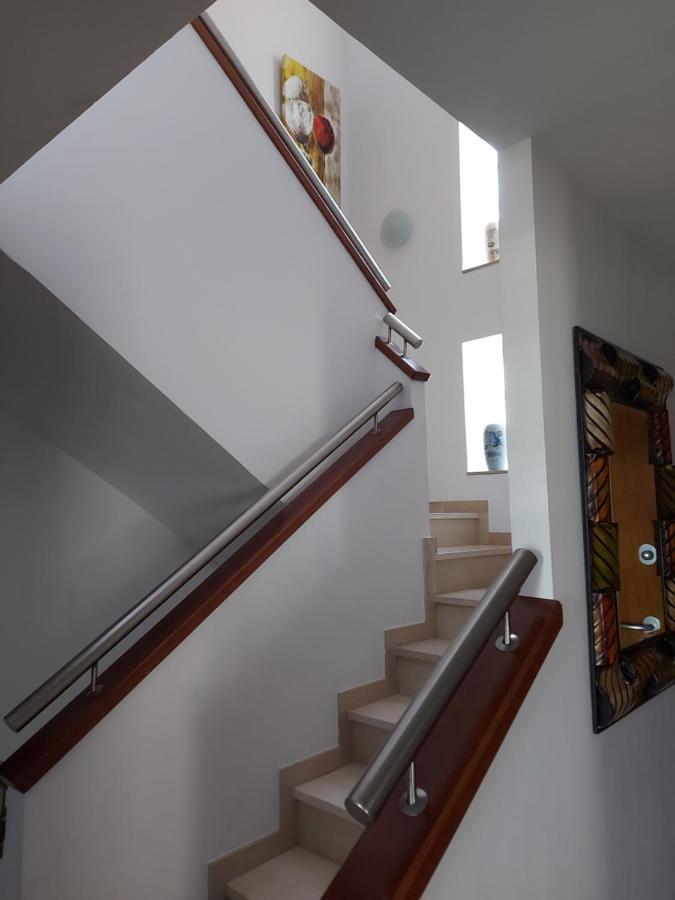 Casa En Con Vistas En Zona El Serrallo Accommodatie bij particulieren *