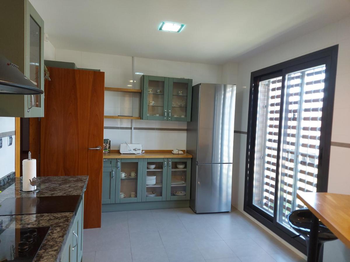 Casa En Con Vistas En Zona El Serrallo Accommodatie bij particulieren *
